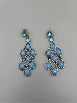 Pendientes Perforados Tono Plata Araña En Capas Azul Bebé Cuelga 2" Foto 1 de 2