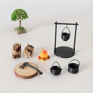 Mini Wichteltür Set Lagerfeuer Set – Hängeofen, Axt, Holz & Feuerstelle Miniatur - Bild 1 von 2