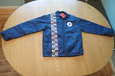 Chaqueta de carreras Chevrolet Bowtie vintage años 60-70 abrigo GM Chevy talla mediana ¡GUAU! Foto 1 de 4