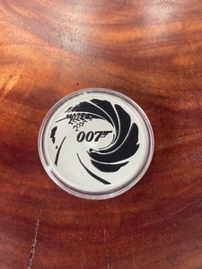 2022 1 oz Colorized Tuvalu James Bond Series 007 Silver Coin (BU) .999 Fine $1 - Picture 1 of 5