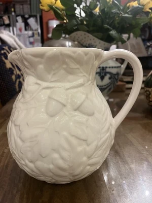 Large, Vintage Portugal Pottery White Pitcher With Oak Leaves and Acorns. 21cm  - Image 1 of 4