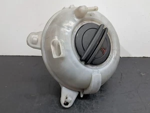 5Q0121407 expansion tank for VOLKSWAGEN GOLF VII (5G1 BQ1 BE1 BE2) 1.2 TSI - Imagen 1 de 24