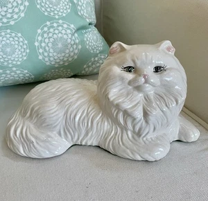 Vintage Perserkatze mit grünen Augen Statue liegend groß weiß Keramik - Bild 1 von 11