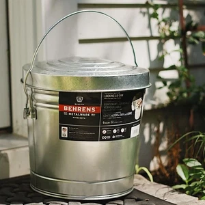 6-Gal Galvanized Trash Can Steel Locking Lid Storage Weather Resistant Outdoor - Picture 1 of 9