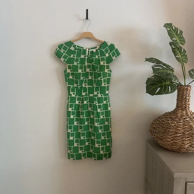 Banana Republic Green & White Geometric Print Sheath Dress - Image 1 of 4