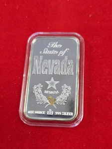 State Of Nevada - 1oz .999 Fine Silver Bar w Gold Nugget - Picture 1 of 3