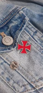 Maltese Cross Lapel Pin Badge, Red Templar Masonic Religious Brooch Pin 79 - Picture 1 of 3