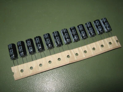 12x Elko Rubycon YXF 470μF/35V 105°C 10x20mm 7000h Long Life 35YXF470MEFC 470uF - Bild 1 von 3