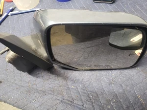 2010-2012 FORD ESCAPE PASSENGER RIGHT SIDE VIEW DOOR MIRROR OEM - Picture 1 of 4