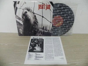 NM / Pearl Jam - VS 1993 KOREA 1st Press Vinyl LP W/Insert - Picture 1 of 4