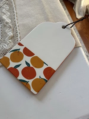 Tabla de cortar expositor de loza con decoración de cítricos vibraciones vintage ama de casa  Foto 1 de 4