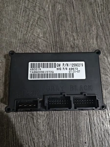 Chevy Silverado GMC Transfer Case Module P/N 12590219 Duramax Diesel - Picture 1 of 3