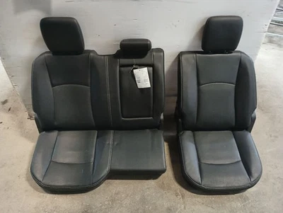 Rear 2nd Row Heated Black Leather Seat from 2015 RAM 1500 Crew Cab 12108115 - Imagem 1 de 4