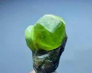Beautiful Natural peridot Crystal Specimen From Pakistan 53 Carats - Picture 1 of 7