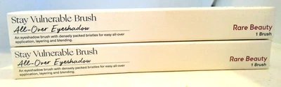 Cepillo de sombra de ojos raro Beauty Stay Vulnerable por todas partes nuevo en caja paquete de 2 Foto 1 de 3