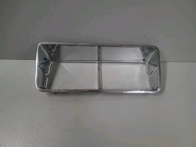 NOS 1977-78 Buick Electra LeSabre moldura de acabamento de farol lado direito do passageiro fabricante de equipamento original - Imagem 1 de 4