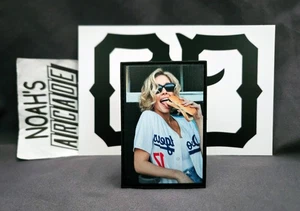 Patch hotdog GWA Sydney Sweeney 'American's Pastime' LA Dodgers FOG SUPDEF QILO - Foto 1 di 4