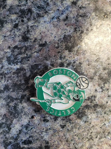 magnets Boston Celtics magnet vintage dated very rare Cover