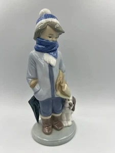 Lladro figurine 5220 - Retired - Winter Boy with scarf, umbrella and Dog  - Bild 1 von 9