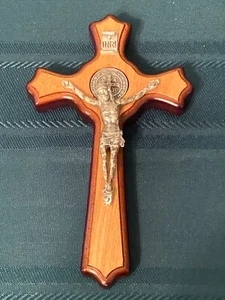 v. Chr. Katholische Holzwand St. Benedikt Kreuz, Kruzifix Wand 6 cm - Bild 1 von 4