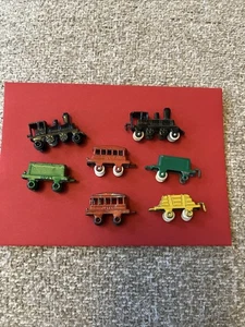 Vintage Miniatur Metall Zug Japan Nachlass wie gefunden 2 Motoren siehe Fotos - Bild 1 von 3