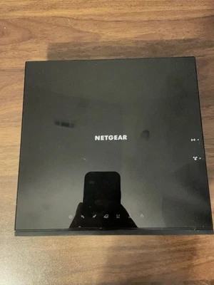 NETGEAR AC1600 Wifi Cable Modem Router C6250 - Black (C6250-100NAS) Foto 1 de 2