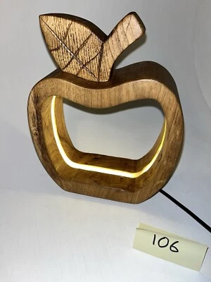 Hollow Oak Lamp 20cm x 25cm - Image 1 of 4