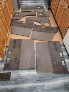 1987-1991 Isuzu Trooper OEM Door Panels trim panels complete set - Picture 1 of 23