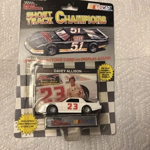 1993 Racing Champions Davey Allison #28 NASCAR Stock Car 1:64 Scale - Picture 1 of 4