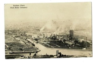 Foto cartolina raffigurante lo stabilimento FORD MOTOR COMPANY. - Imagen 1 de 2