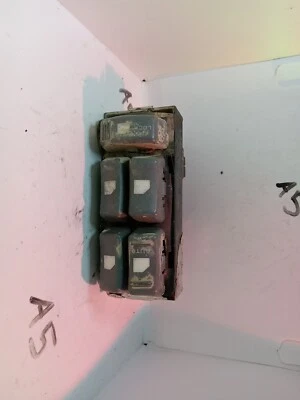 Chevy S10 Blazer Day Oldsmobile Bravada 1999-2005 interruptor de ventana principal Foto 1 de 4