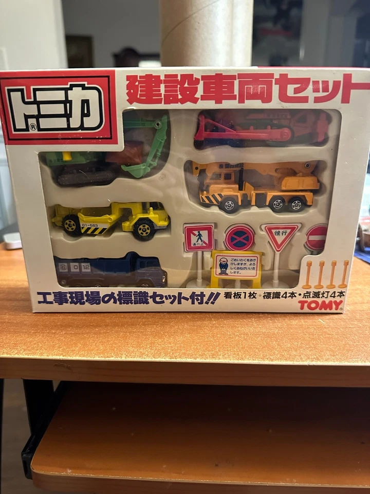 TOMY Japón Vehículo de Construcción De Colección Nuevo Die Cast Foto 1 de 4