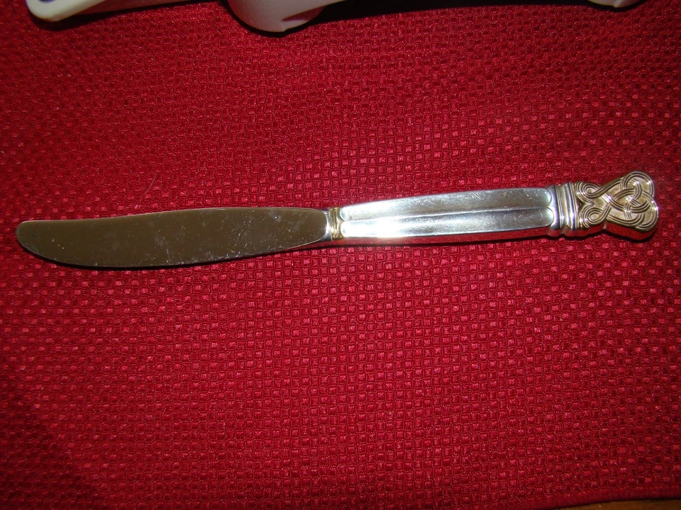 CUCHILLO HOJA MODERNO TEJIDO CELTA ORO PLATA ESTERLINA TOALLA SIN MONOGRAMA Foto 1 de 1