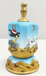 Noah's Ark Dreidel and Stand - Judaica Hanukkah Gift - Jewish Chanukah Holiday - Picture 1 of 2