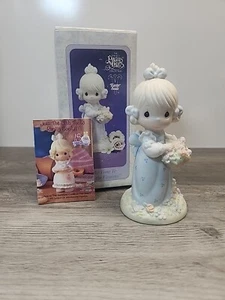 The Enesco Precious Moments Collection Figurine "Take Time To Smell The Flowers" - Picture 1 of 7
