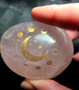 2,5" 158g A+ schöner Rosenquarz Halbmond Mondphasen Palme Stein Kristall Wicca - Bild 1 von 8