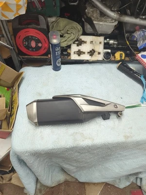 Silenciador de escape Honda NC 750X - Imagen 1 de 4