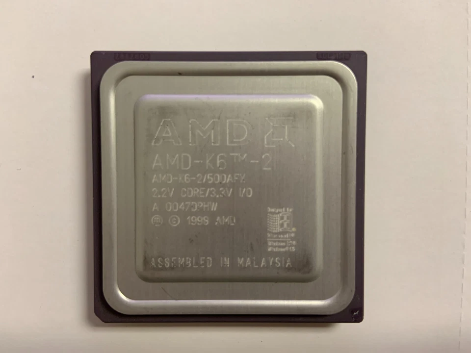 AMD 500mhz AMD-K6-2 500AFX CPU Super Socket 7 2.2v core 3.3v K6-II Vintage 1998 - Image 1 of 2