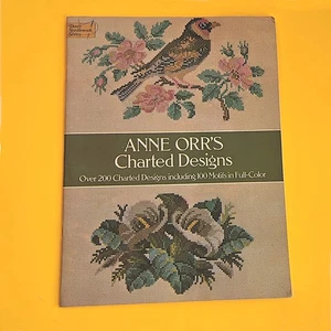 VINTAGE DOVER NEEDLEWORK: ANNE ORR'S CHARTED DESIGNS 200 DESIGNS (1978) BM - Picture 1 of 1
