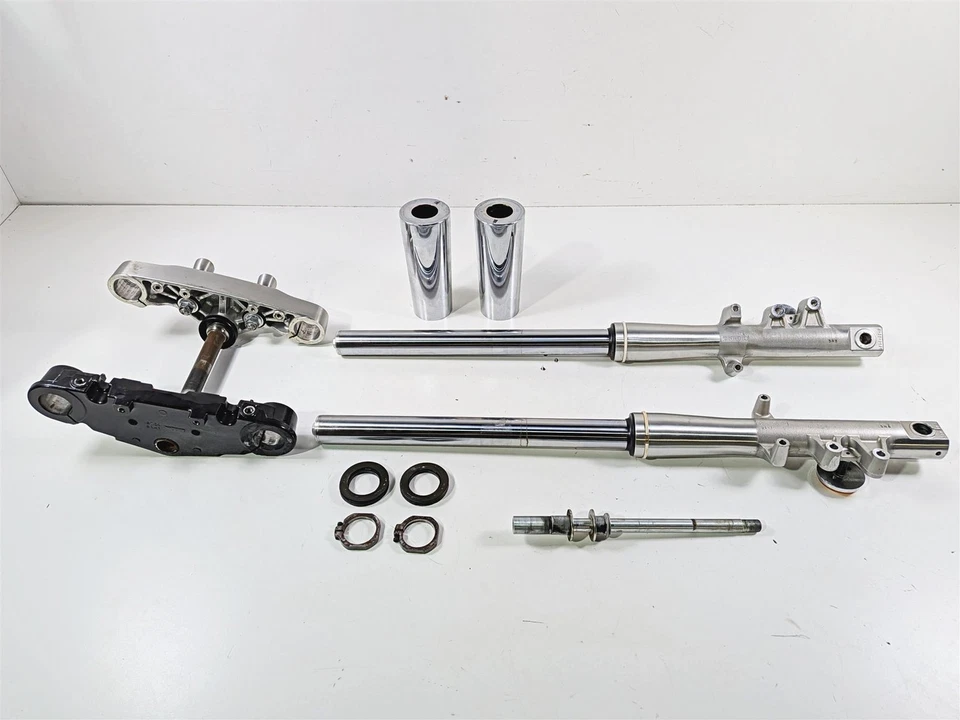 2006 Suzuki C90 VL1500T Boulevard Front End Fork Set 51103-10F70 51104-10F70 - Image 1 of 4