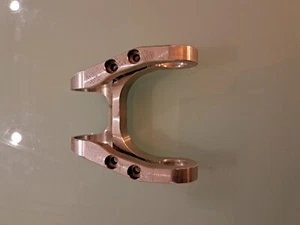 Yeti 303 Stiff Link H New DH - Picture 1 of 4