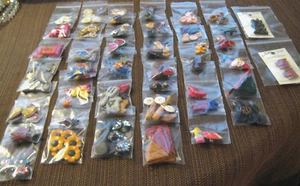 KIDS THEMED BUTTONS FOR SEWING OR CRAFTS 232 BUTTONS MOST NEW NEVER USED 30 YRS. - Picture 1 of 14