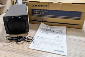 YAESU SP-30 Głośnik Głośnik zewnętrzny do FTDX10 Wysoka jakość dźwięku Nowy Japonia - Zdjęcie 1 z 4