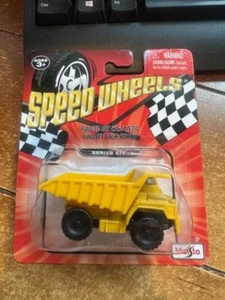 2010 Maisto Speed Wheels Series XIV - Quarry Dump Truck - Picture 1 of 1