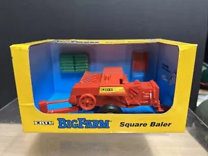 Ertl Big Farm 1:32nd Scale Die-Cast Metal Square Baler ref 4168 - Picture 1 of 10