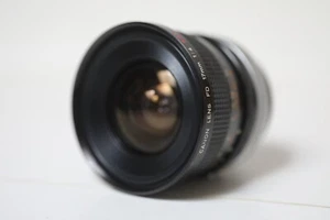 Canon 17mm Lens FD f4 S.S.C. Rare Vintage Excellent condition - Picture 1 of 7