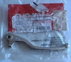 NEW GENUINE APRILIA CLASSIC 125 2T 1995-1999  FRONT BRAKE LEVER AP8118415 - Picture 1 of 1