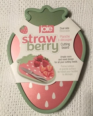 PACK DE 2 TABLAS DE CORTAR JOIE FRESA 🍓 CON FORMA Cottage-core 10,5” EA. Nuevo con etiquetas Foto 1 de 3