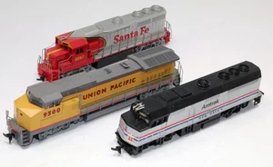 wc Lot of (3) Bachmann,Walthers Diesel Locomotives Amtrak,ATSF,UP DC HO - NO RUN - Picture 1 of 6
