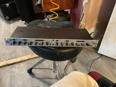 dbx Compressor Limiter Gate Processor (266XS)